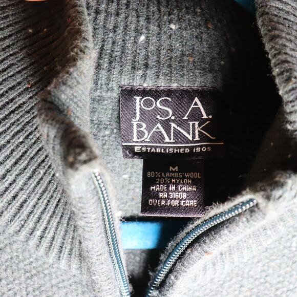 Jos. A. Bank Lambswool Quarter-Zip Sweater – Men’s M, Dark Green Donegal Speckle - Picture 3 of 3